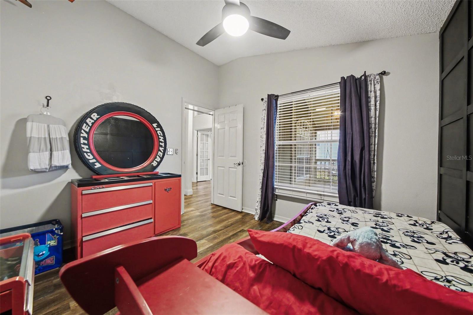 ROYAL OAK ESTATES - Residential