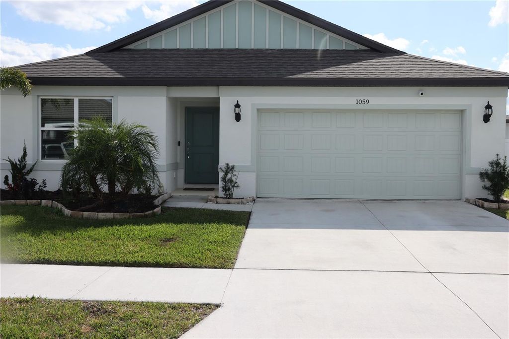 Photo of 1059 Michelangelo Lane, Winter Haven, FL 33884 (MLS # S5142551)