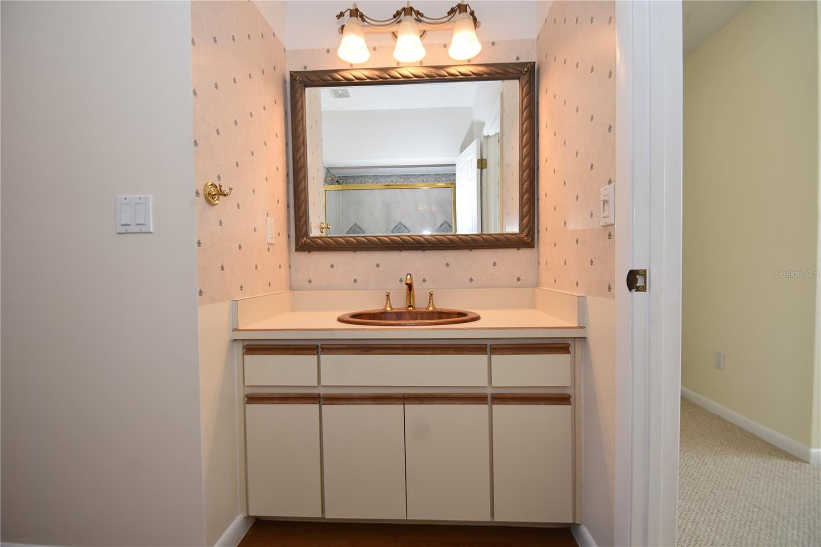 LAKE FOREST - Residential Lease