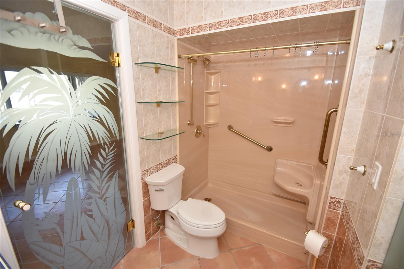 LAKE FOREST - Residential Lease