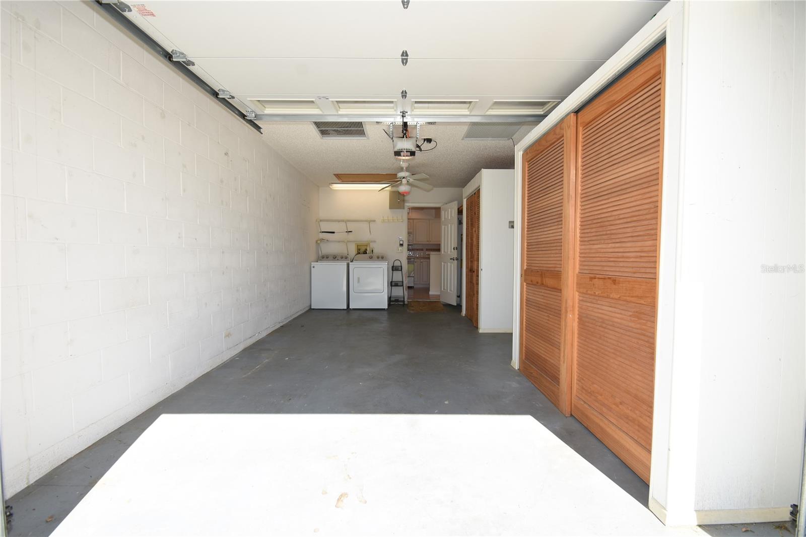 LAKE FOREST - Residential Lease