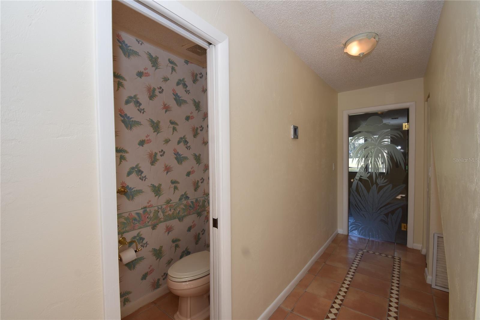 LAKE FOREST - Residential Lease