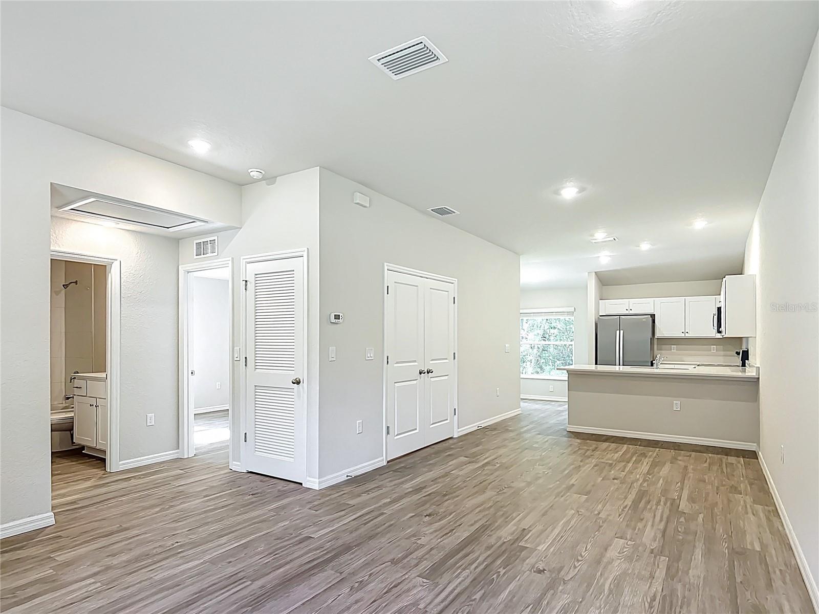 INVERNESS HIGHLANDS SOUTH - Residential Income