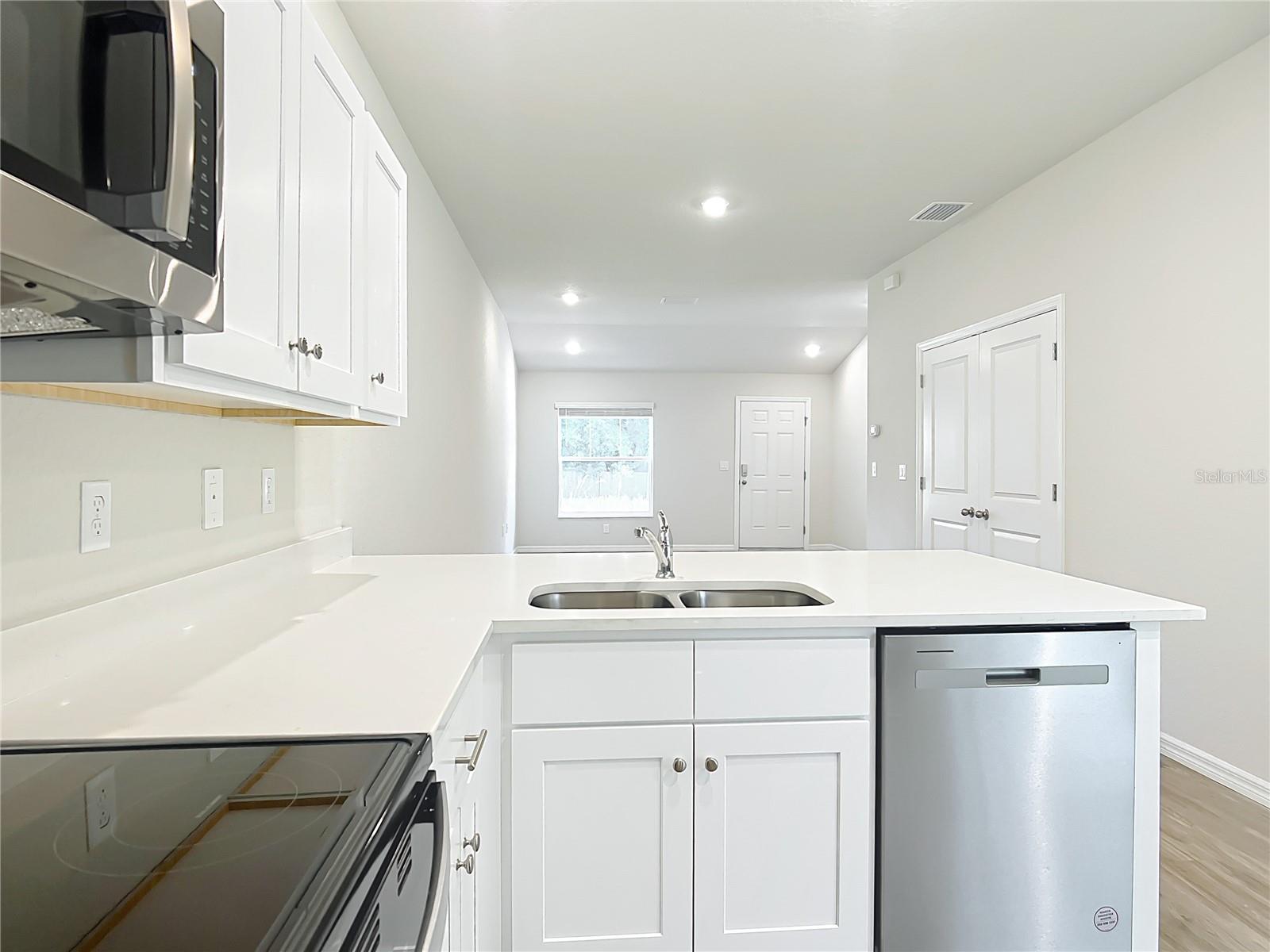 INVERNESS HIGHLANDS SOUTH - Residential Income