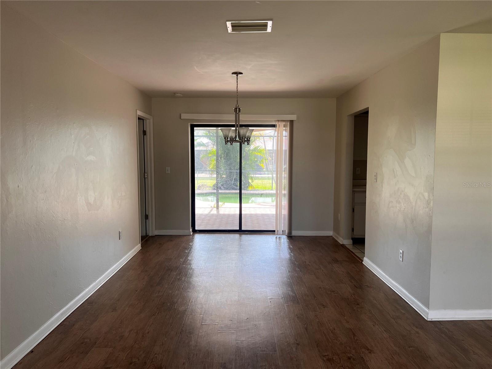 CAPE CORAL - Residential Lease