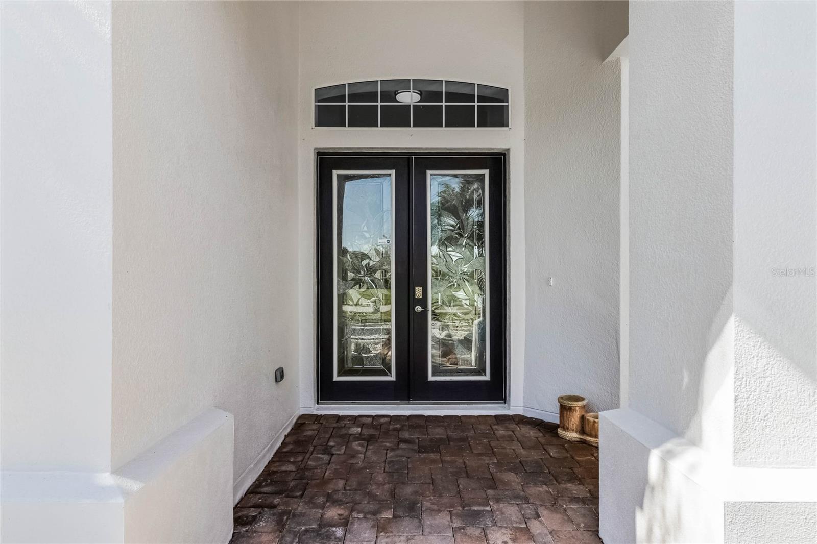 3561 SOMERSET CIRCLE