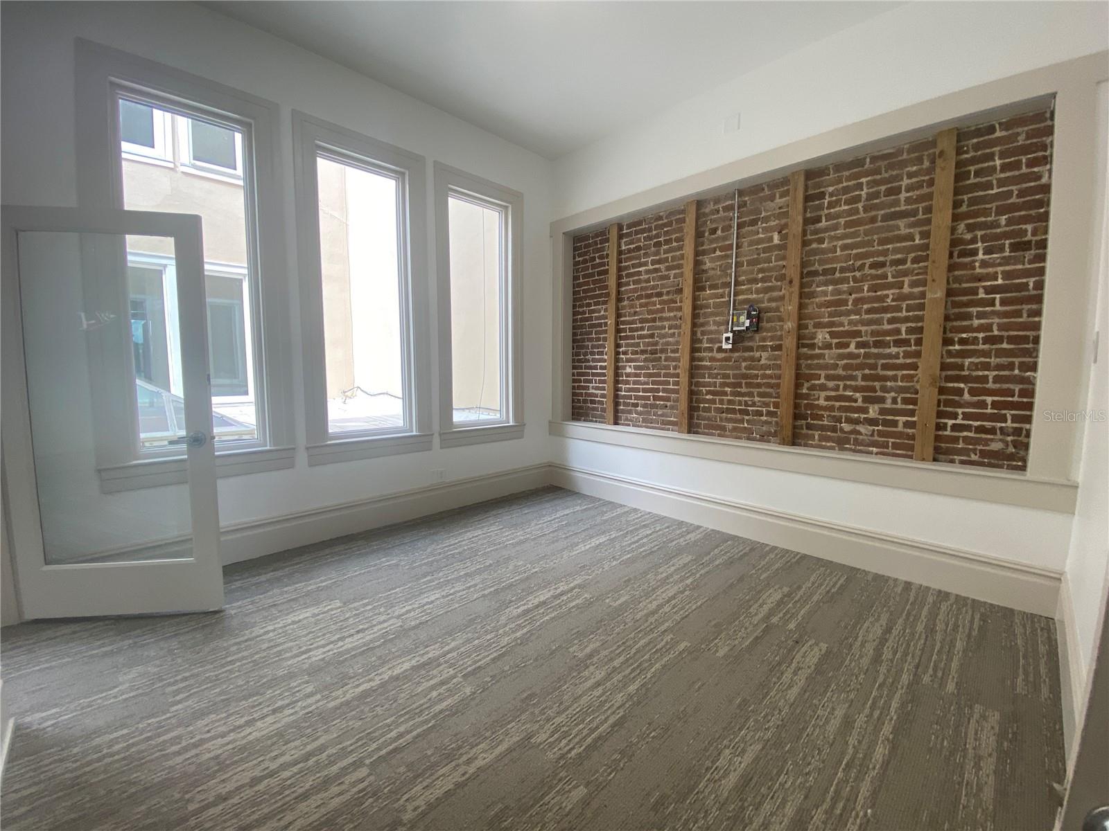 THE YBOR CITY BUS CONDO - Commercial Lease