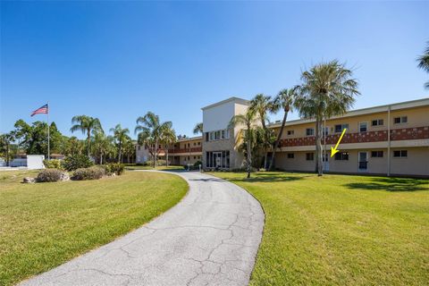 Photo of 2900 45th Street S #7, Gulfport, FL 33711 (MLS # TB8505272)