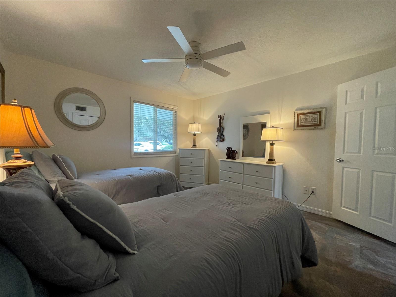 LIVE OAK VILLAGE CONDO - Residential