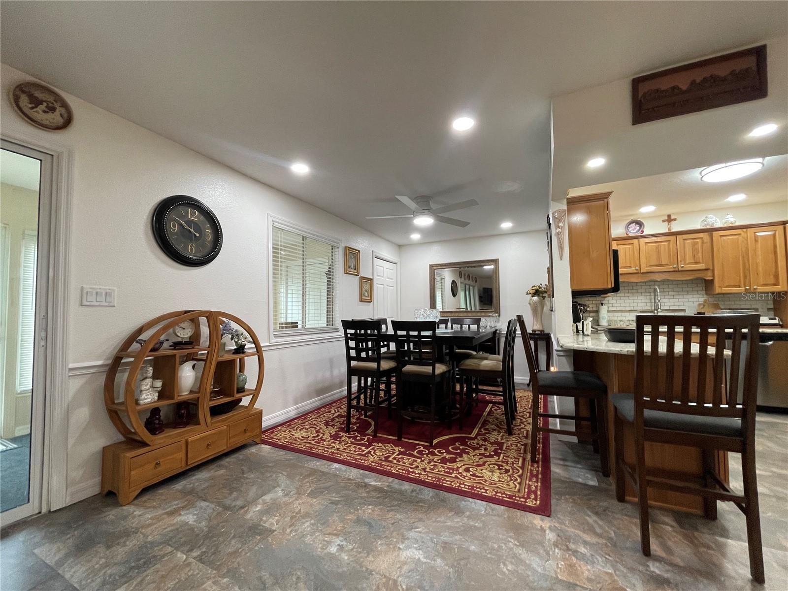 LIVE OAK VILLAGE CONDO - Residential