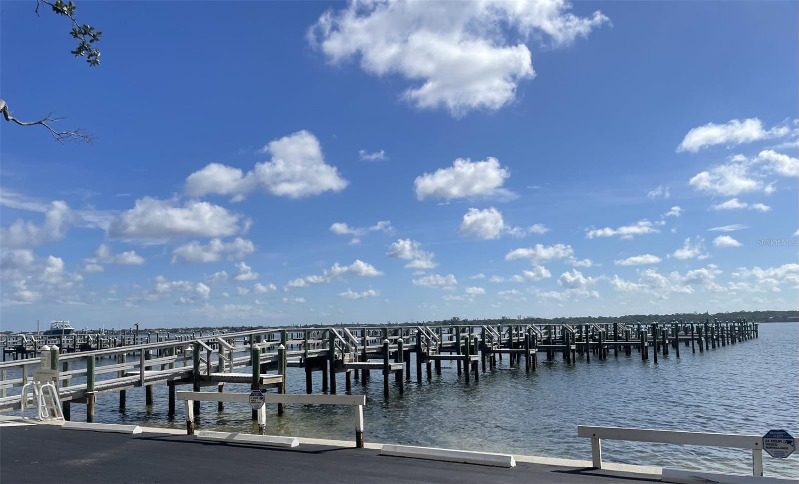 BAY TREE CLUB - Residential Lease