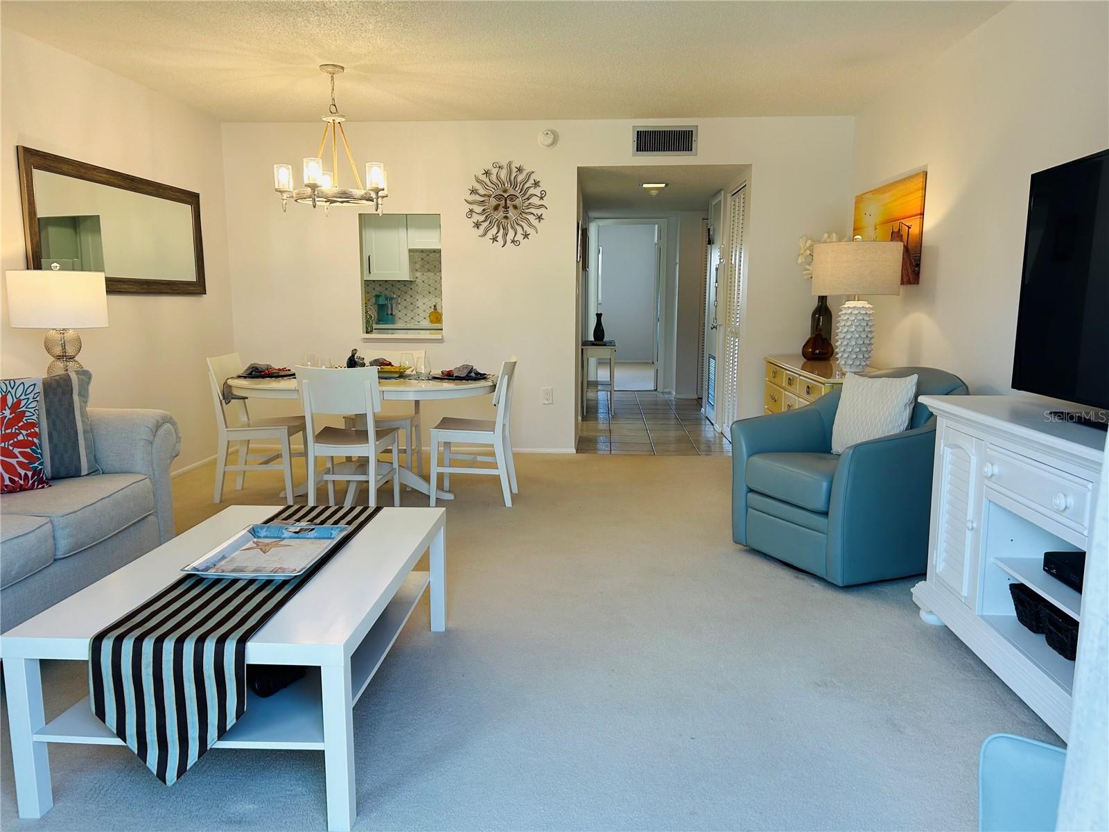 BAY TREE CLUB - Residential Lease