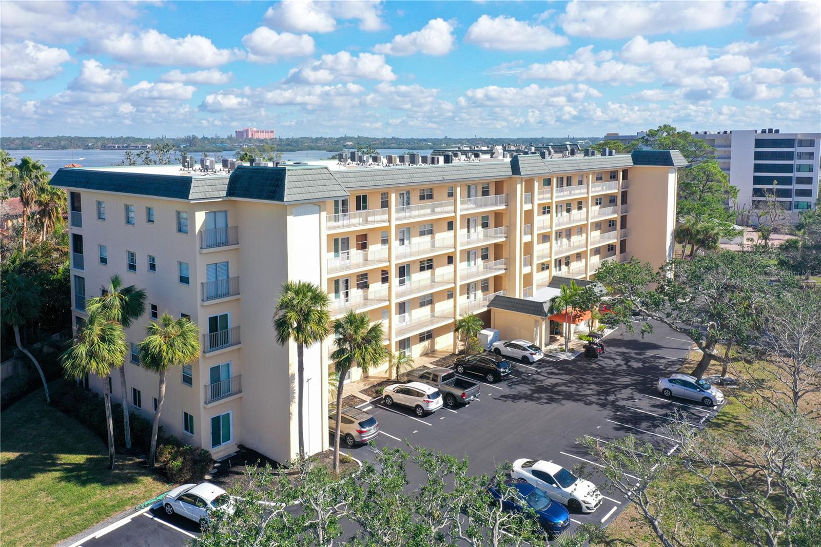BAY TREE CLUB - Residential Lease