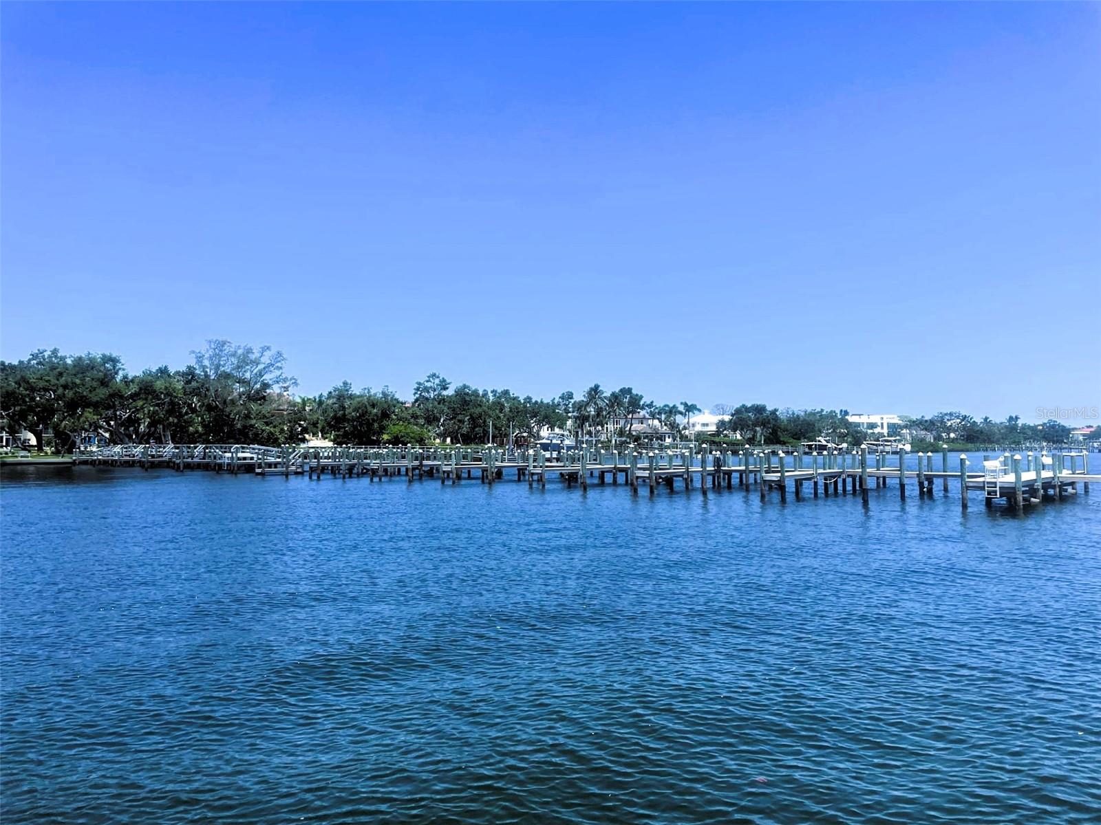 BAY TREE CLUB - Residential Lease