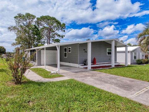 A home in BROOKSVILLE