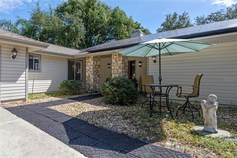 A home in WINTER SPRINGS