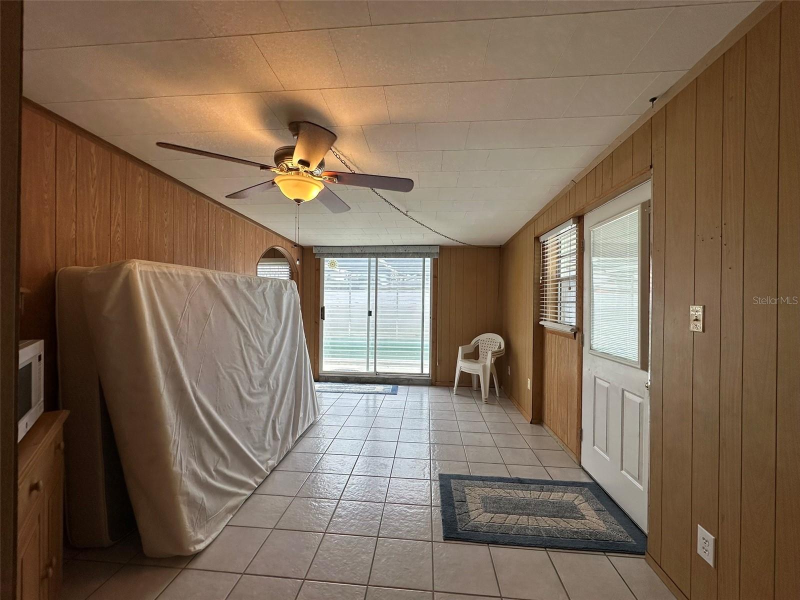 PORT CHARLOTTE SUB 38 - Residential Lease