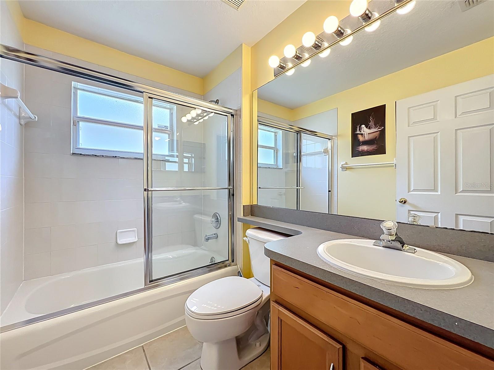 CEDAR GLEN OF ALOMA WOODS - Residential