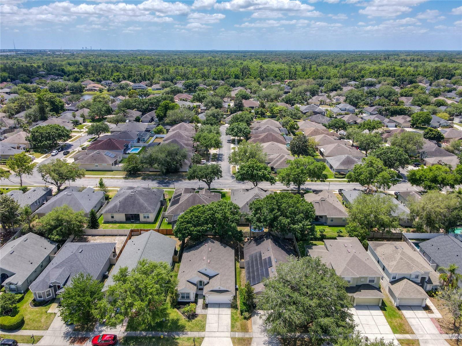CEDAR GLEN OF ALOMA WOODS - Residential