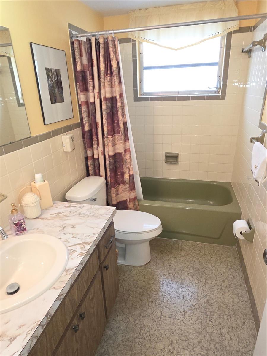 GULF HIGHLANDS - Residential