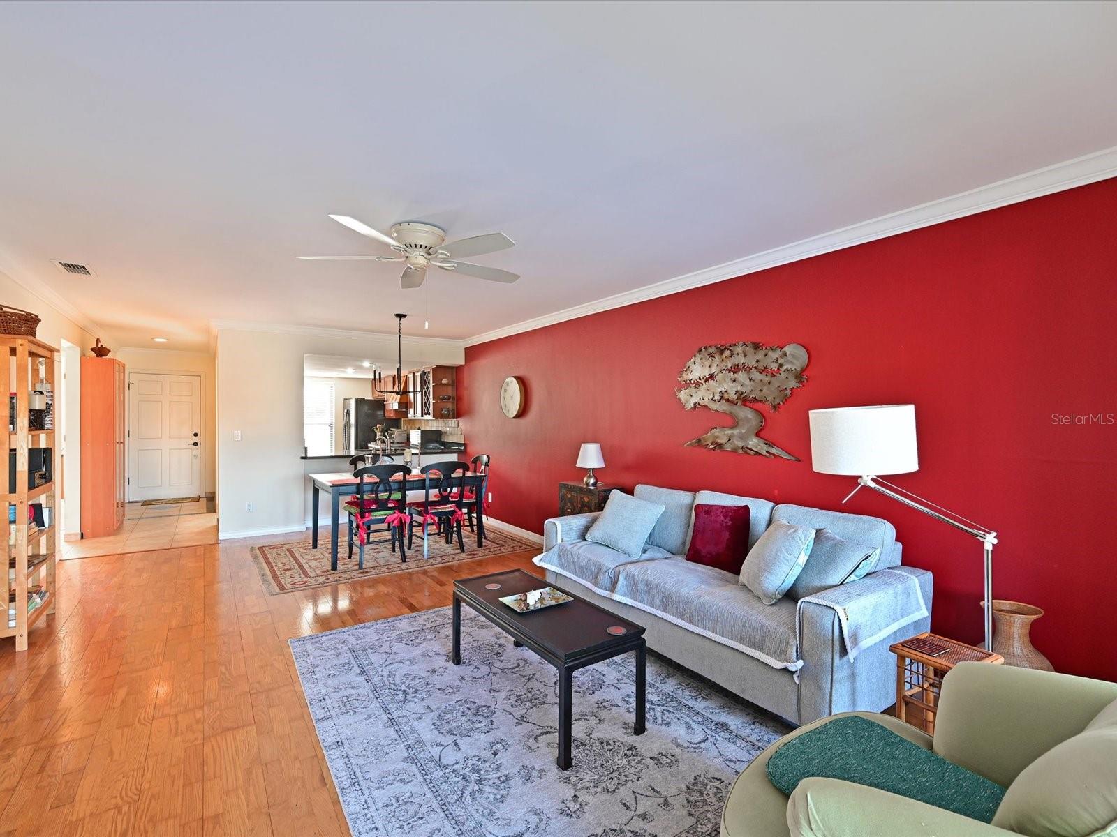 THE LAKES - Residential