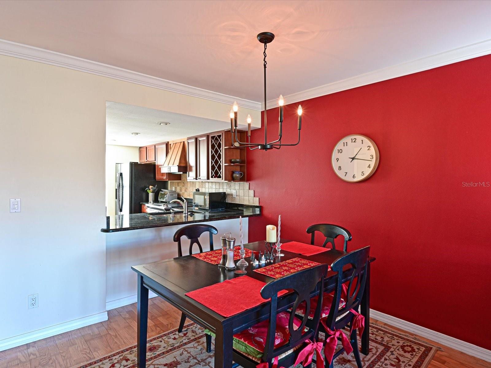 THE LAKES - Residential