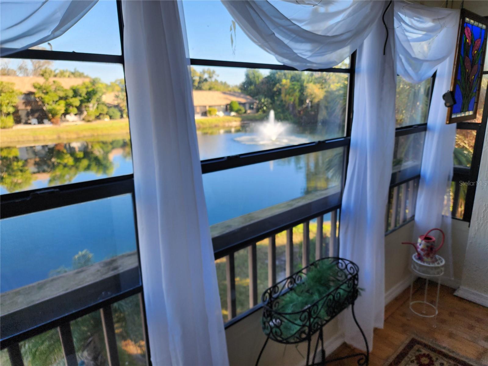 THE LAKES - Residential