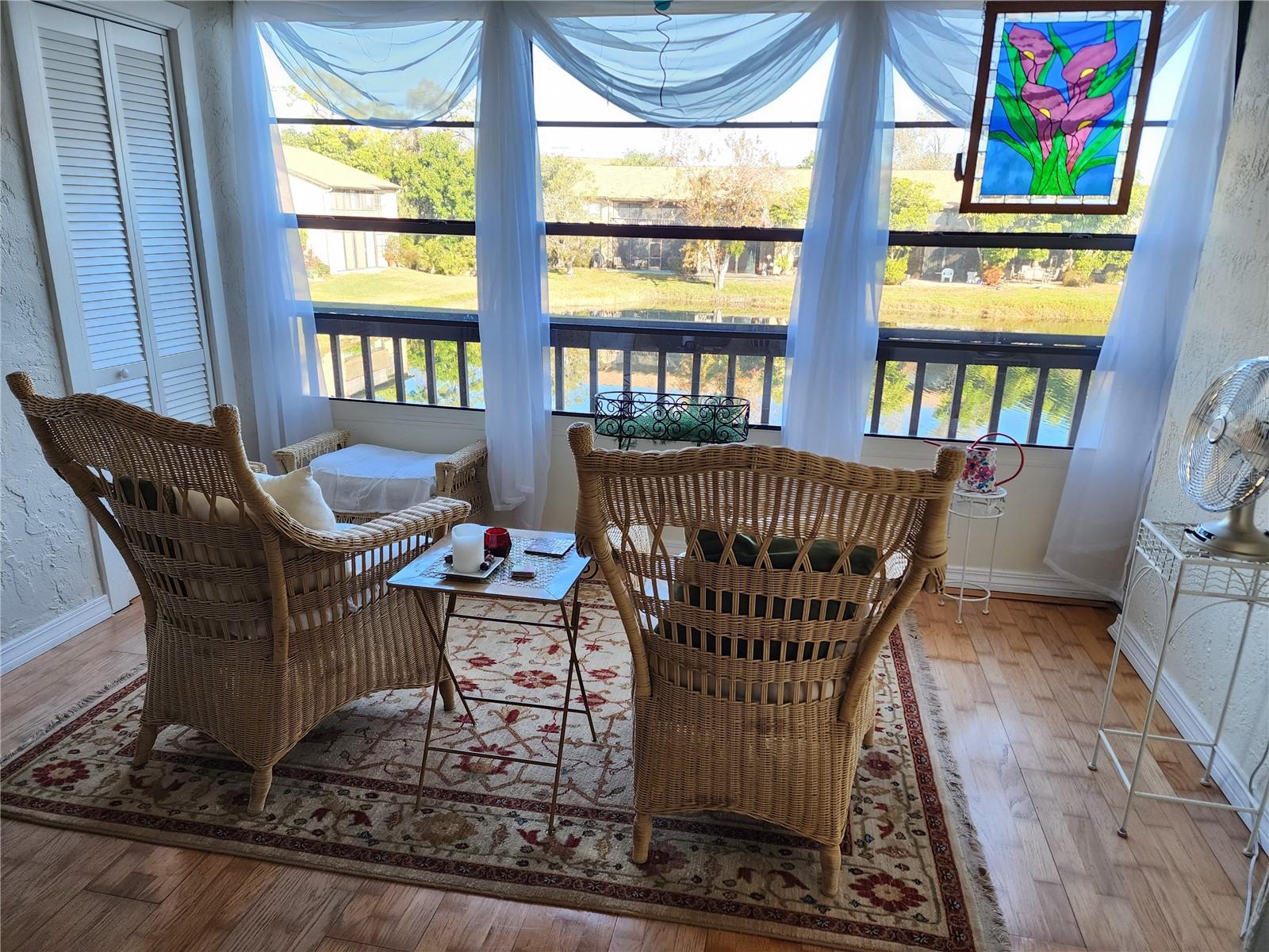 THE LAKES - Residential