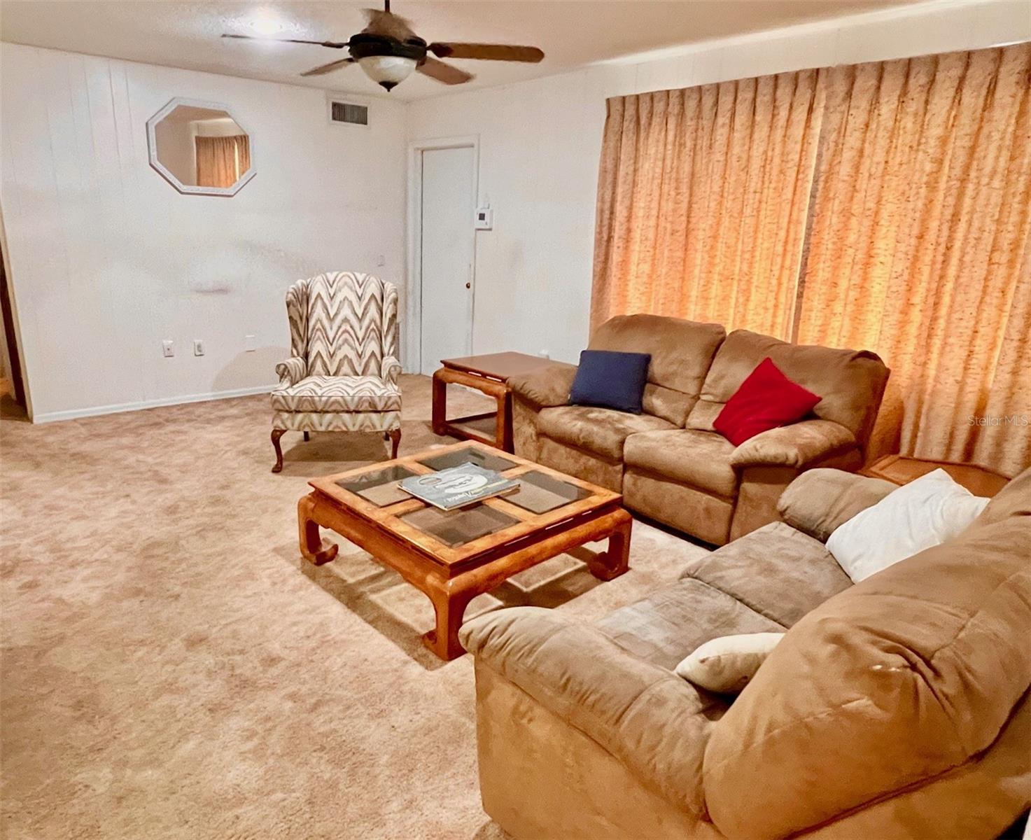 8547 CEDAR COVE DRIVE