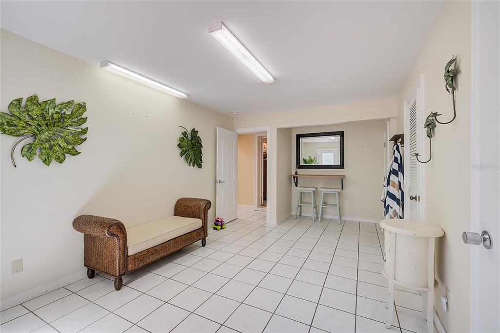 SIESTA REV OF - Residential