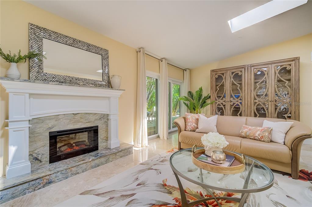 SIESTA REV OF - Residential