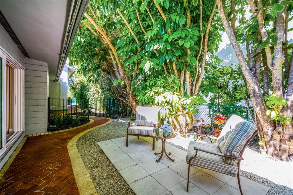 SIESTA REV OF - Residential