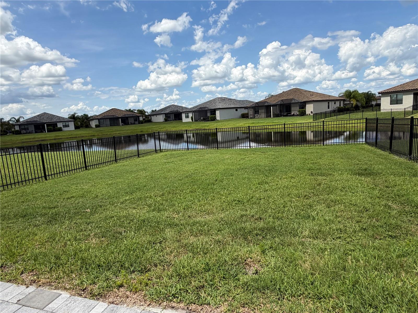LORRAINE LAKES PH I - Residential