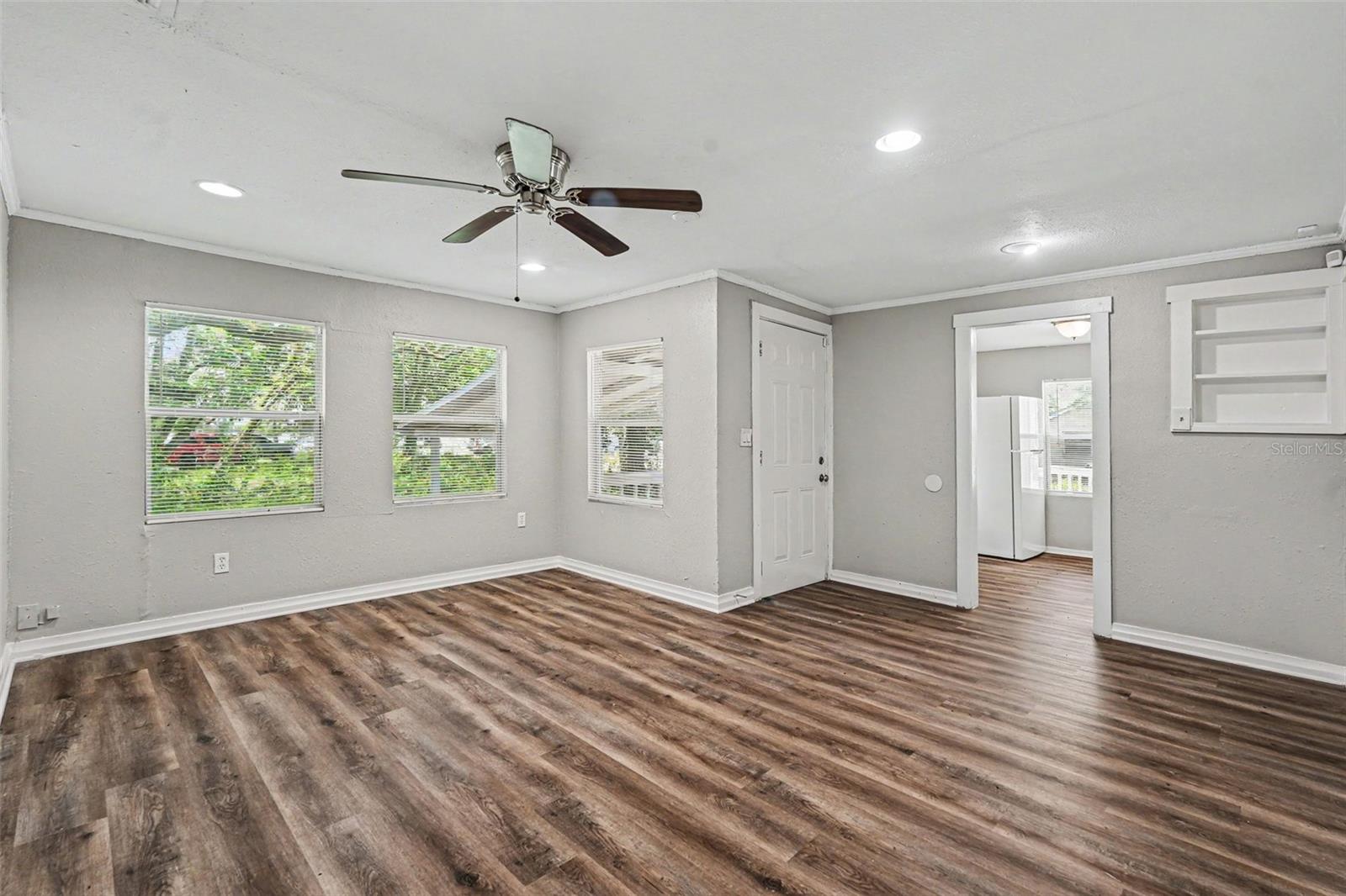 TUXEDO PARK - Residential