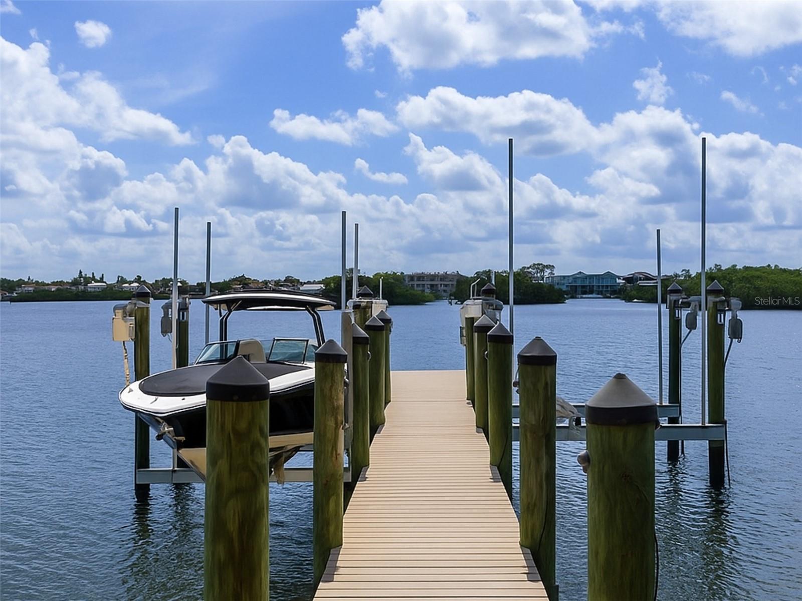 CASEY KEY - Residential