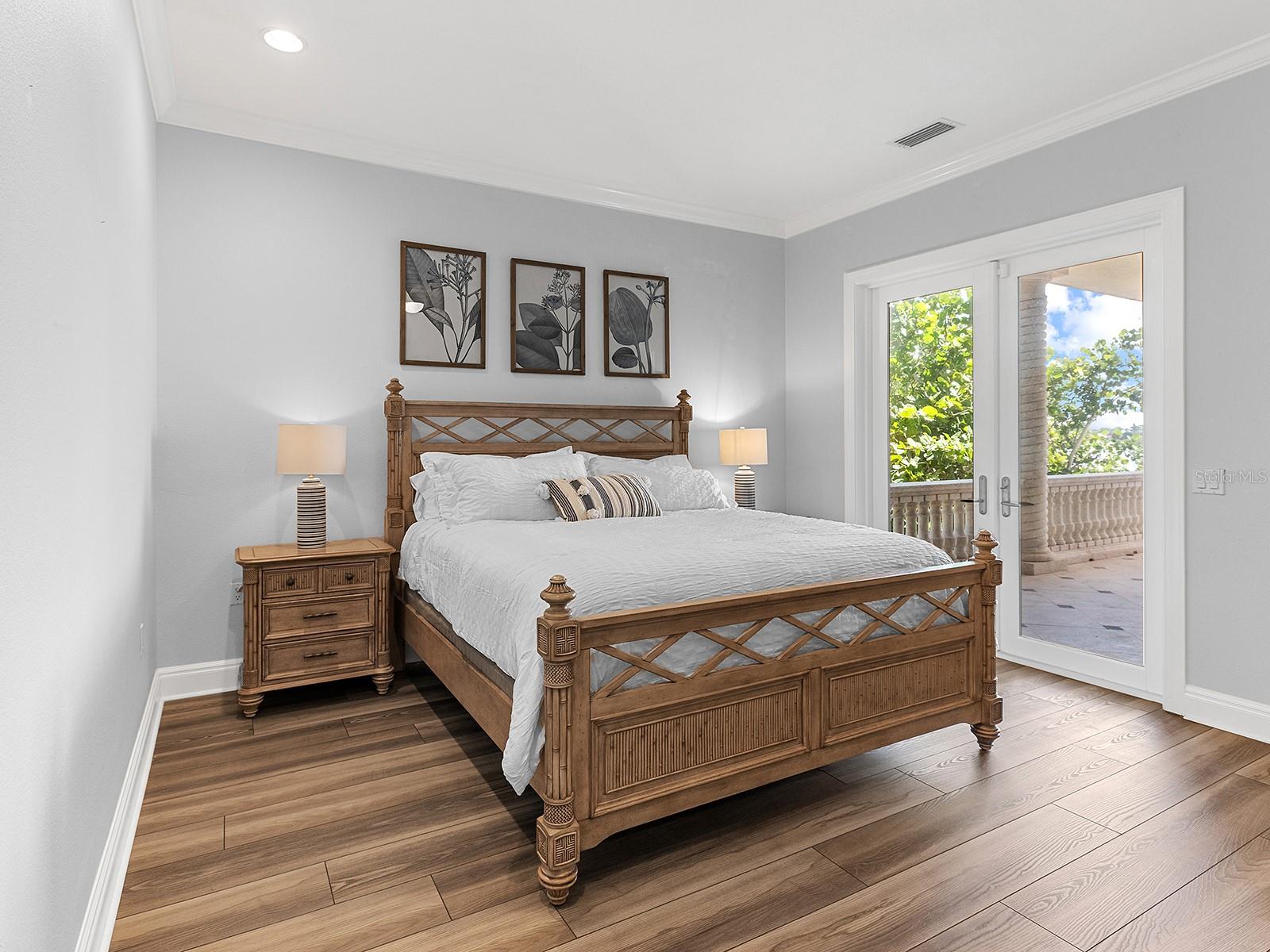 CASEY KEY - Residential