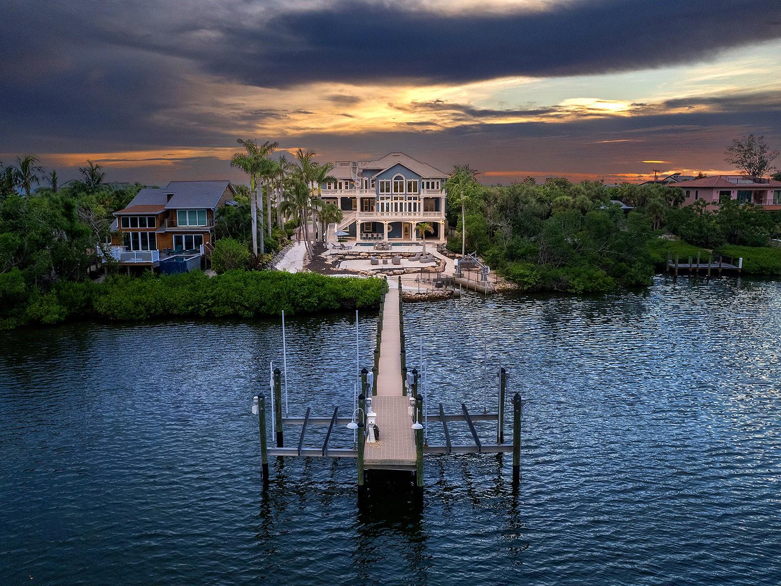 144 N CASEY KEY ROAD
