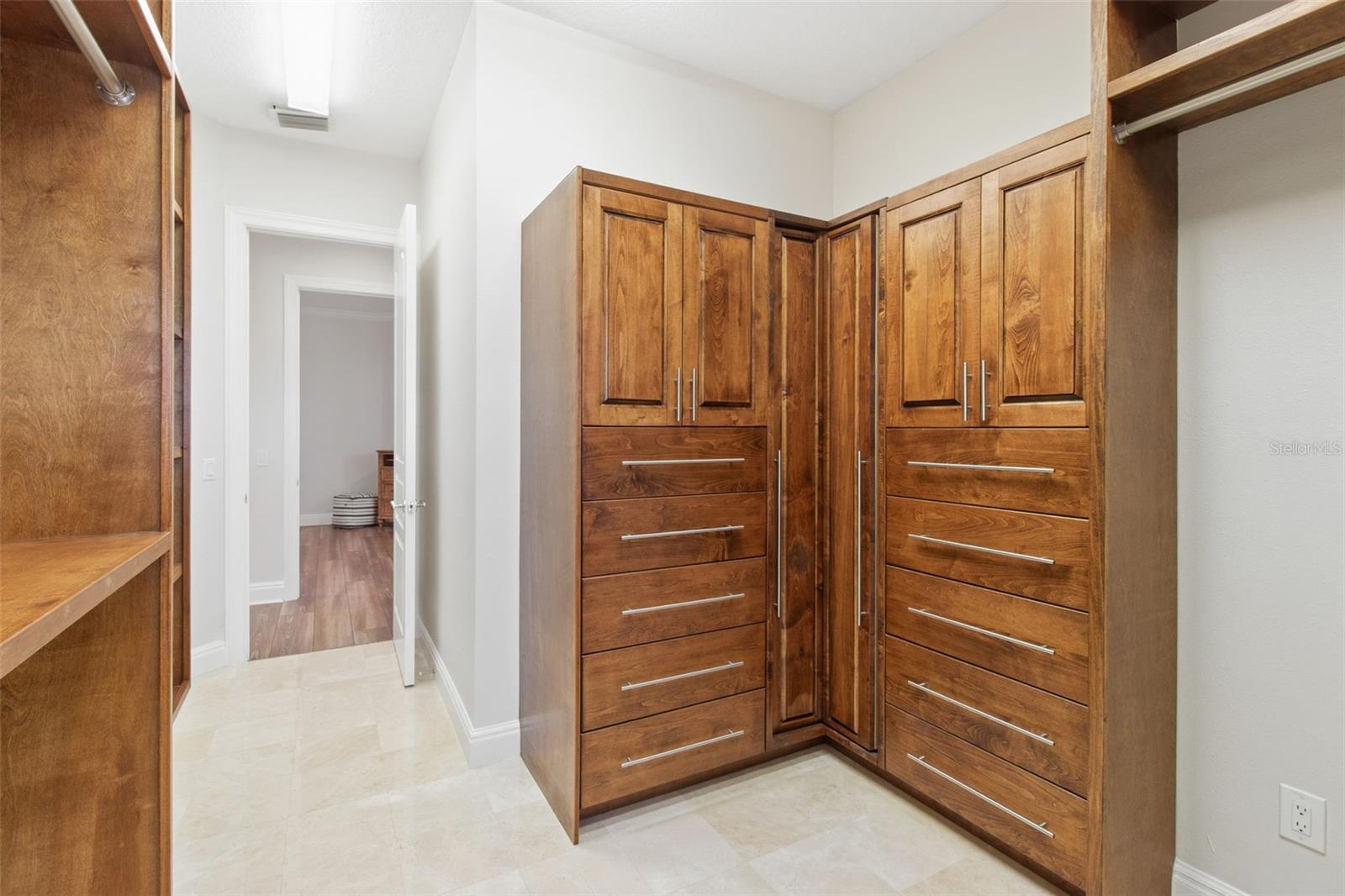 CASEY KEY - Residential