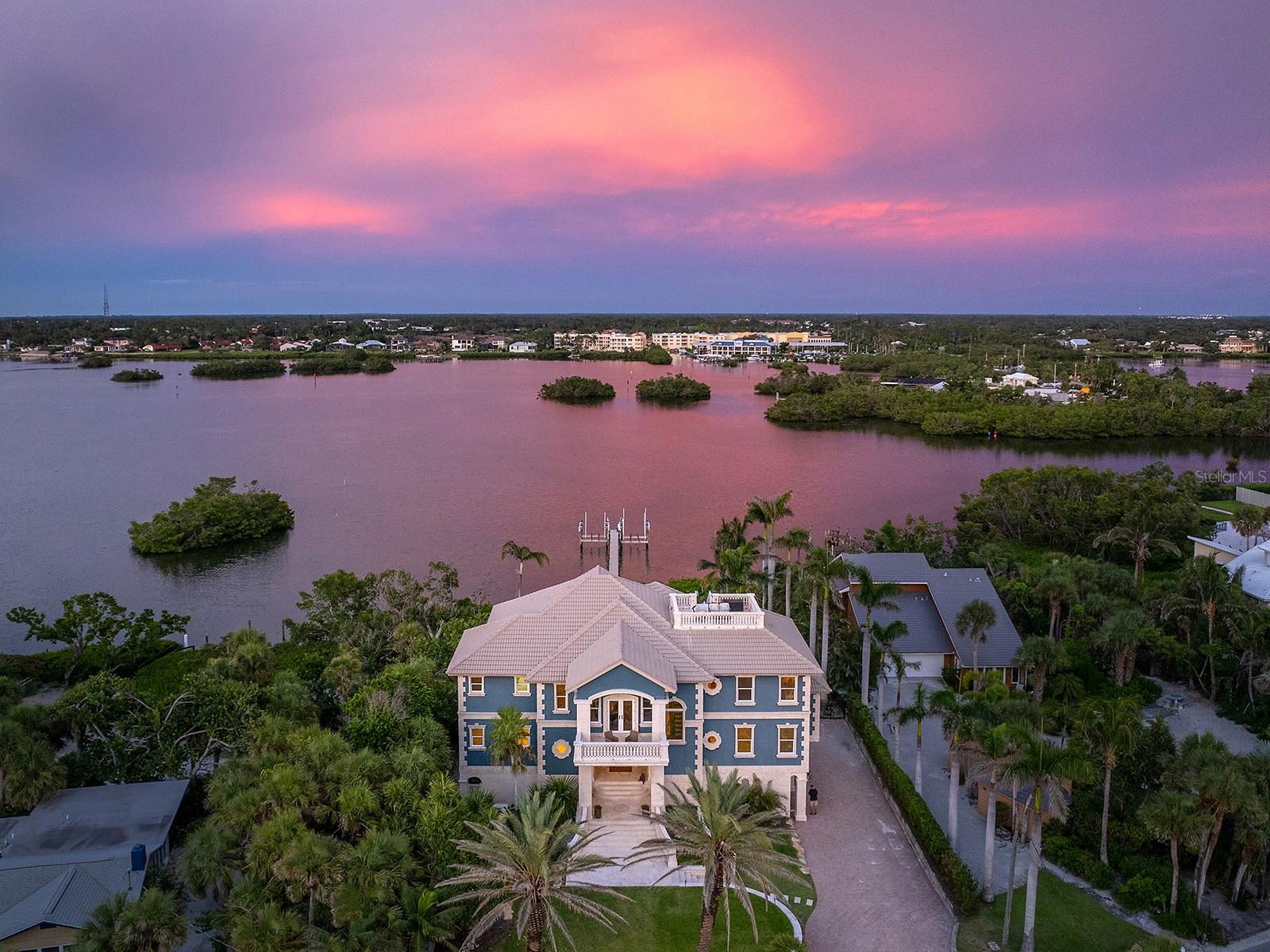 CASEY KEY - Residential