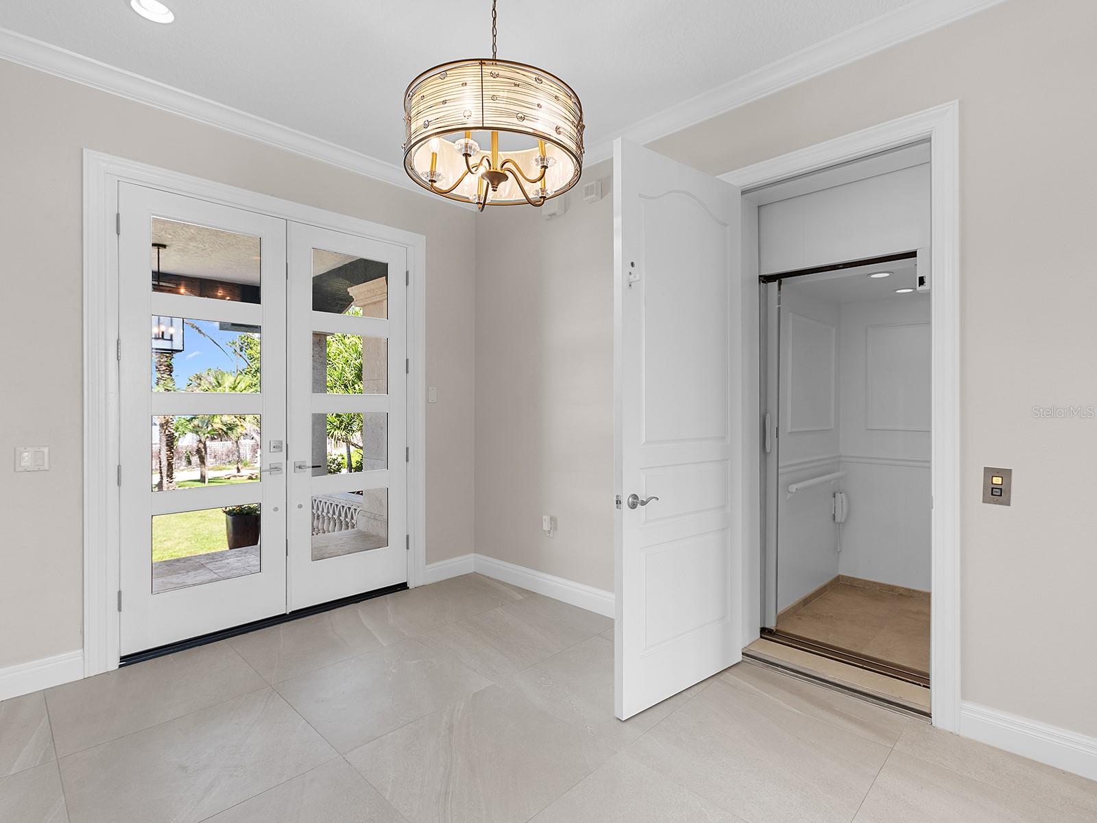 CASEY KEY - Residential