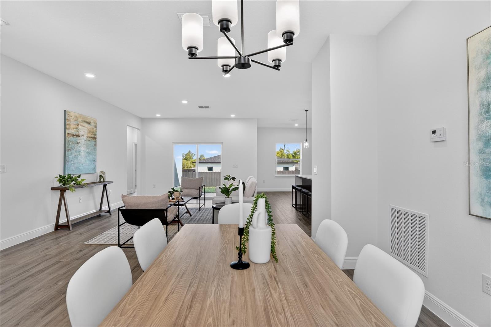 MARION OAKS - Residential