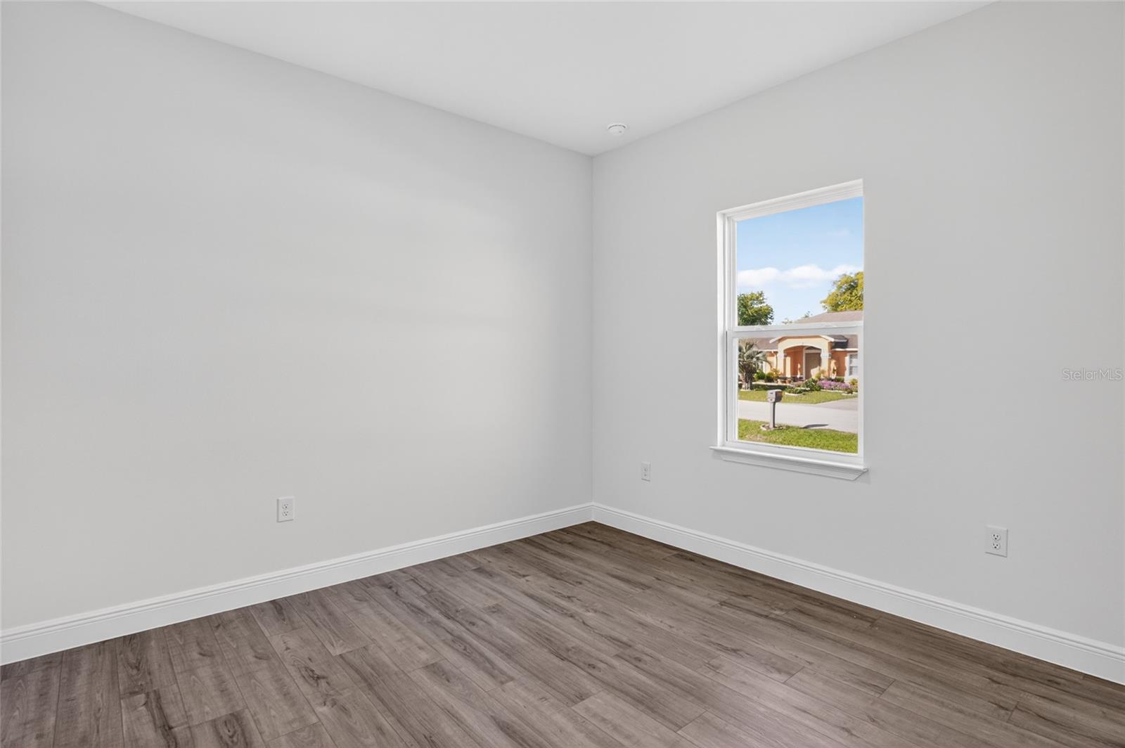 MARION OAKS - Residential