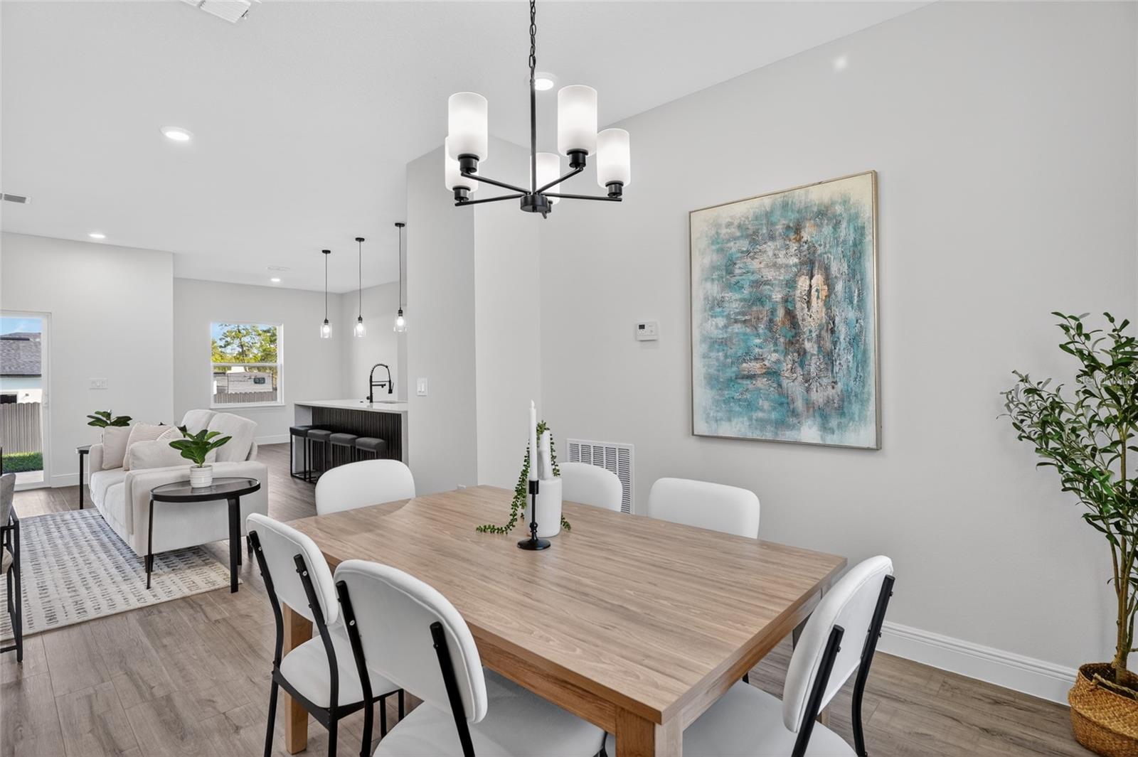 MARION OAKS - Residential