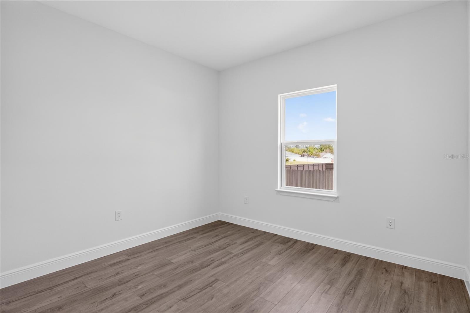 MARION OAKS - Residential