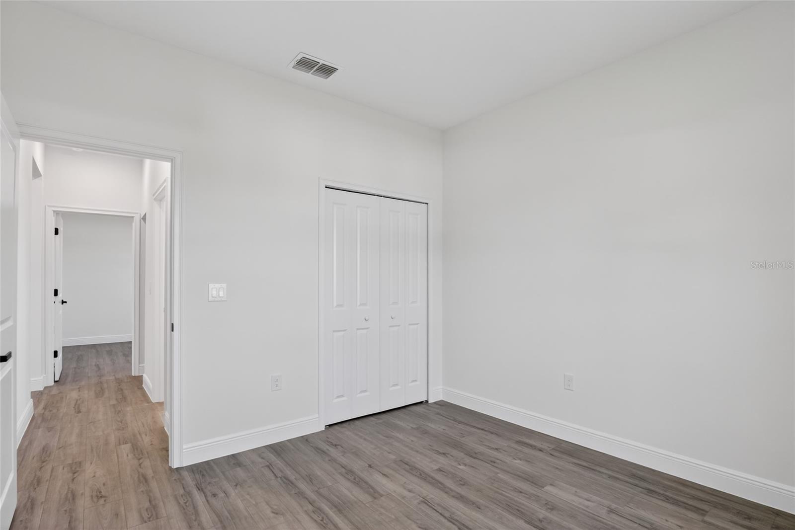 MARION OAKS - Residential