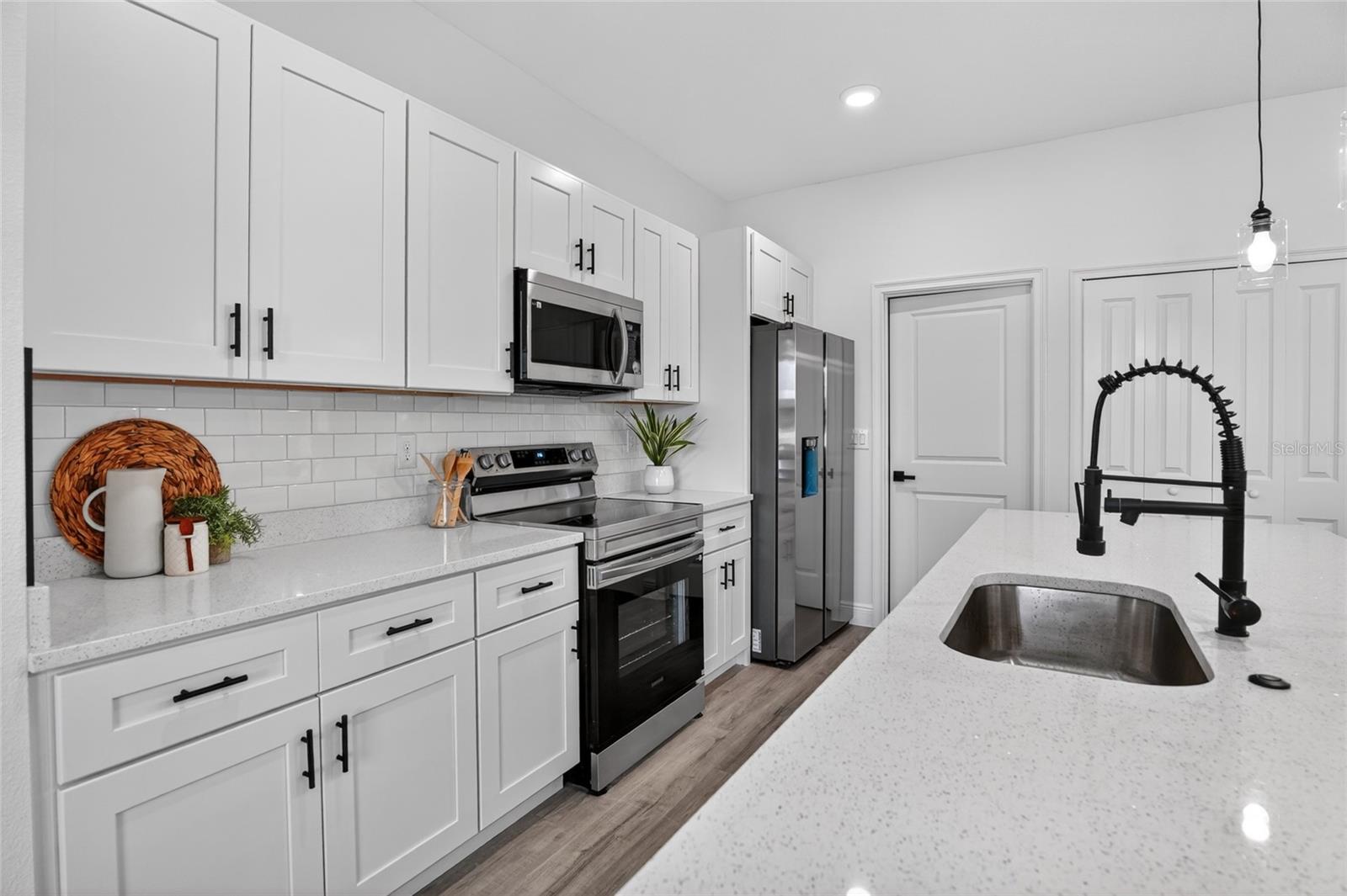 MARION OAKS - Residential