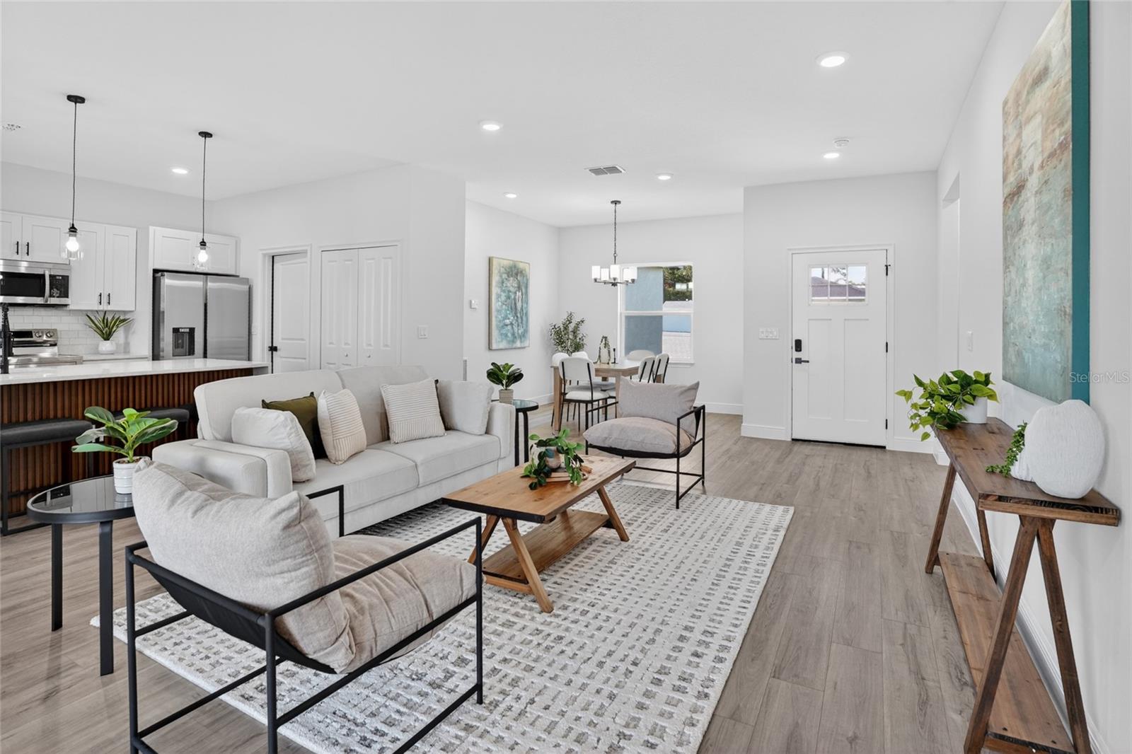 MARION OAKS - Residential