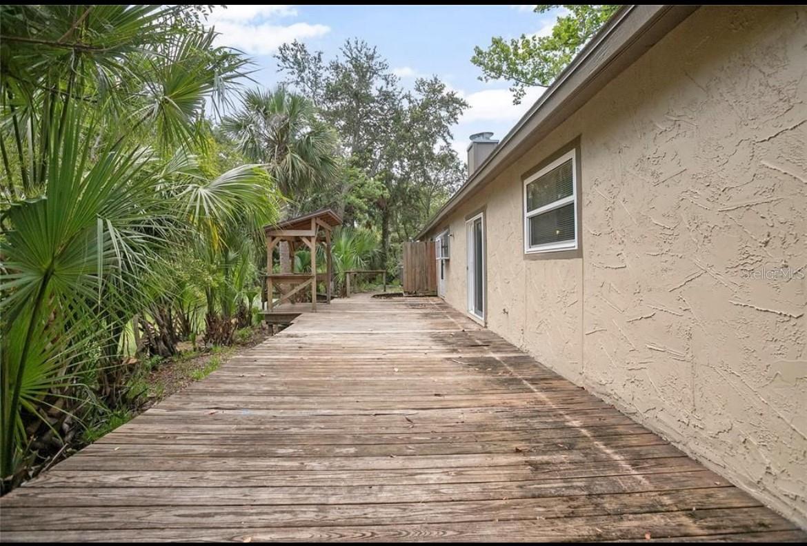 HARBOR POINT - Residential Lease