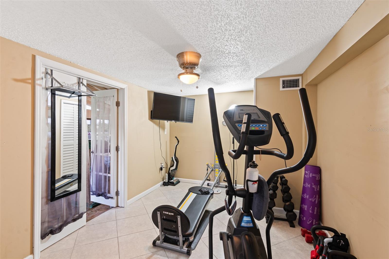 HOLIDAY LAKE ESTATES - Residential