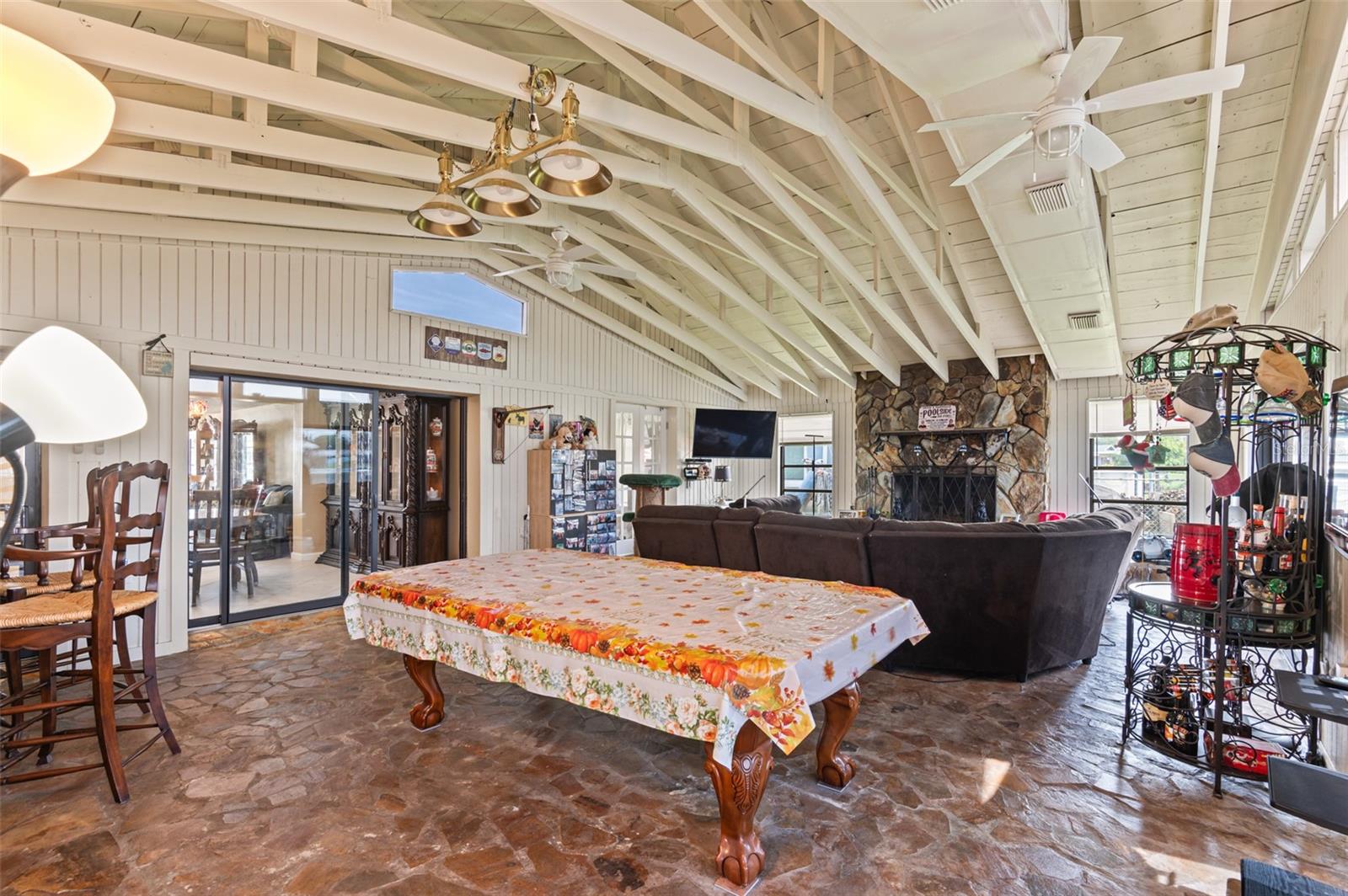HOLIDAY LAKE ESTATES - Residential